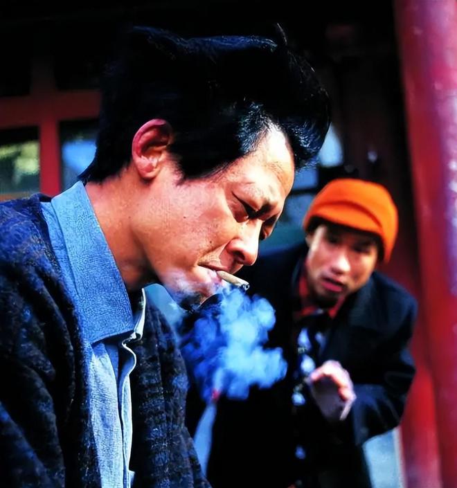 件王志文一人单挑30多家媒体毫不畏惧！龙8国际点此进入震惊娱乐圈的口香糖事(图4)