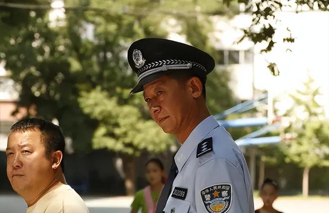 件王志文一人单挑30多家媒体毫不畏惧！龙8国际点此进入震惊娱乐圈的口香糖事(图5)