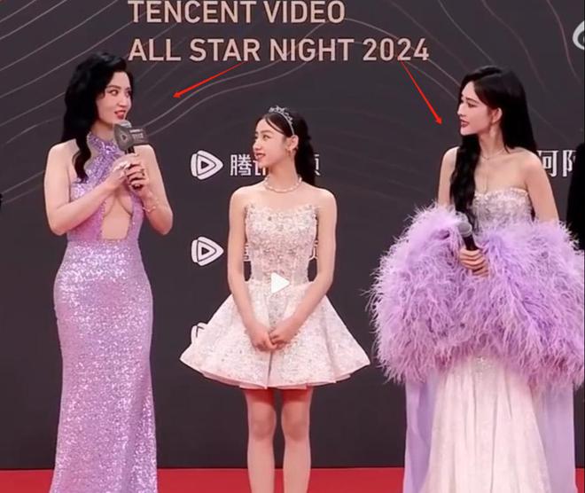 胸礼服唐嫣高定黑裙却被压轴的赵丽颖抢镜long8唯一中国网站澳门这天：张萌开(图2)